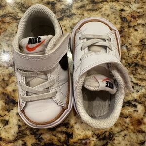 Nike Court Legacy Toddler 4C White Sneakers